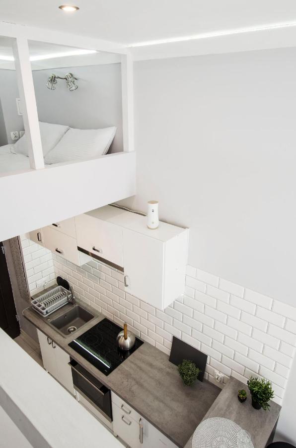 Stylish Apartments Near The Cinematography Museum Лодзь Екстер'єр фото